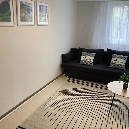 Eistänzer Nest-3